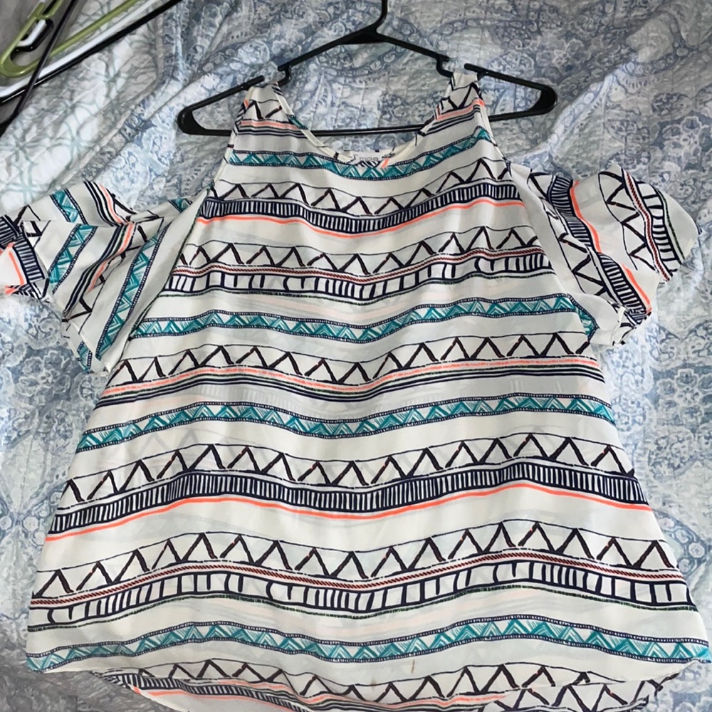 Comfy off shoulder Moa Moa top
